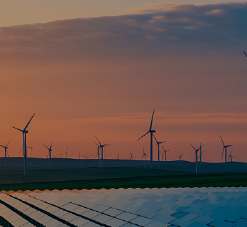imagem de campo de energia elica e solar